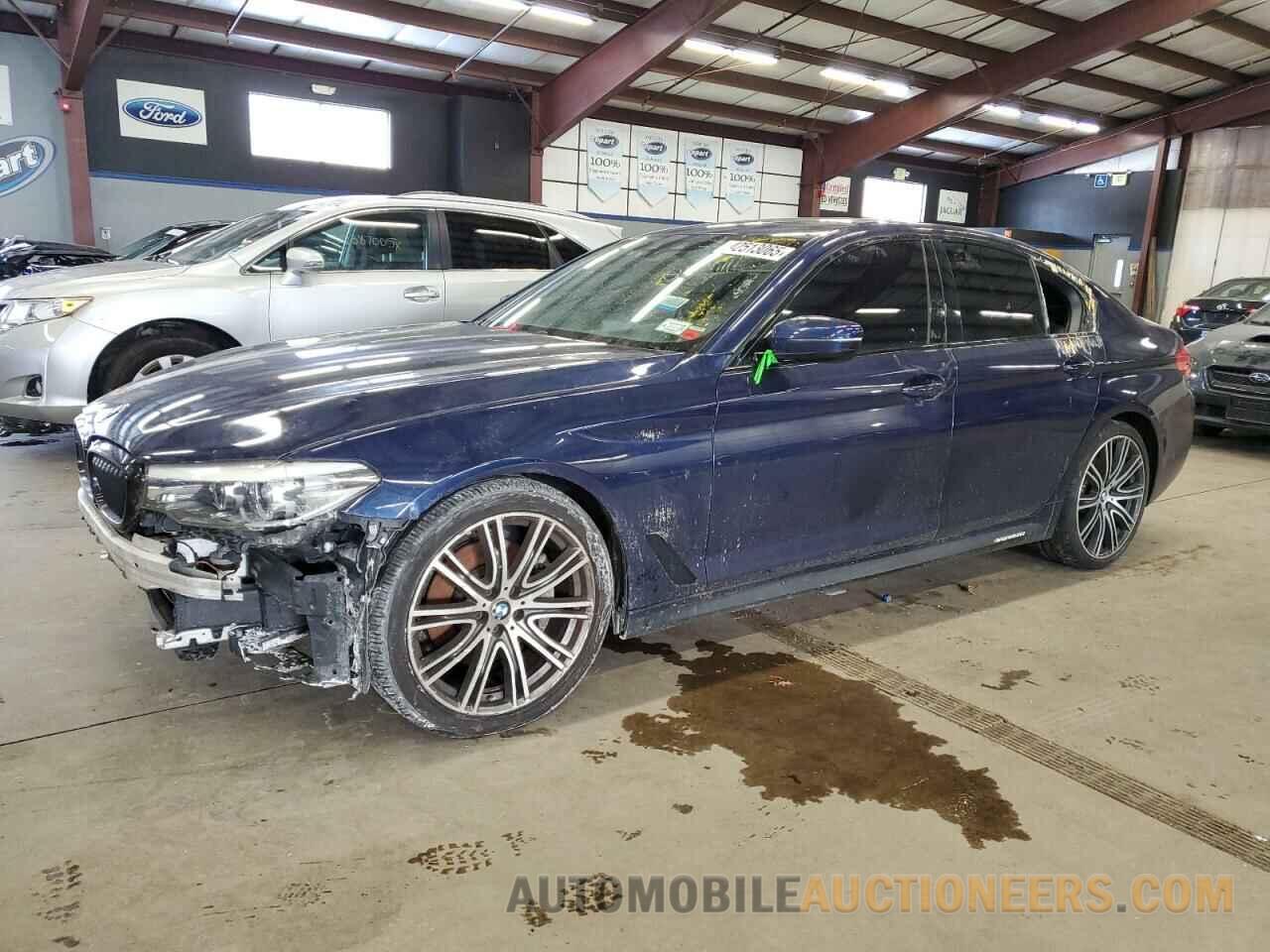 WBAJE7C56KWW18992 BMW 5 SERIES 2019