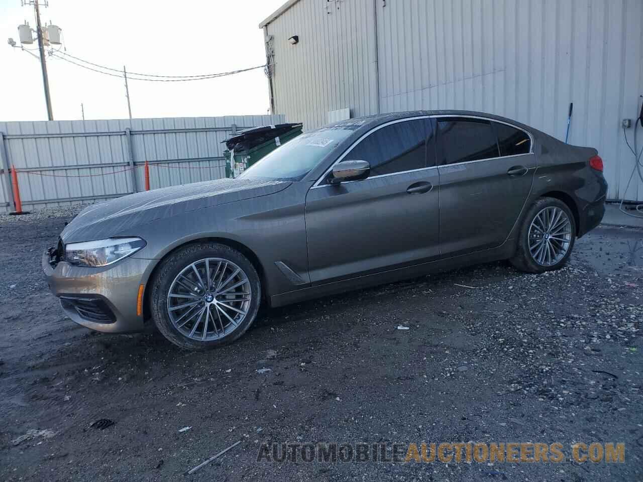 WBAJE7C57KWW30701 BMW 5 SERIES 2019