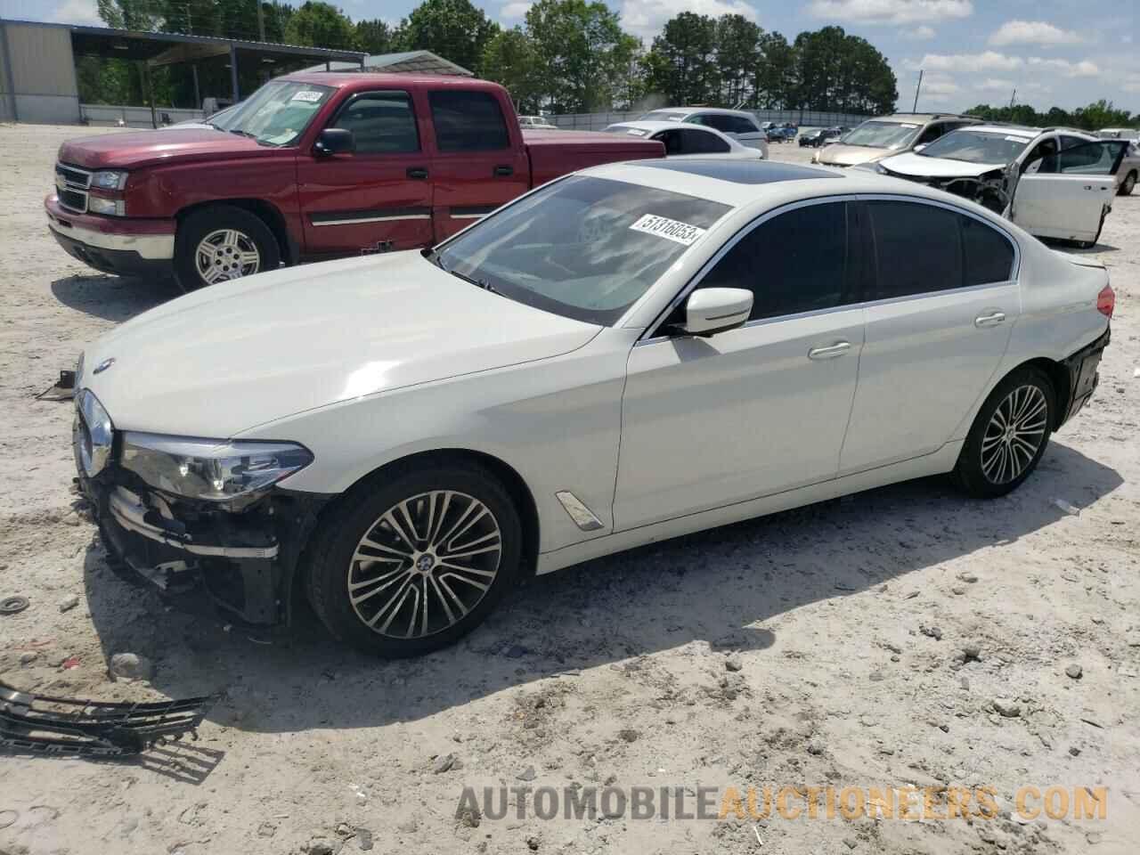 WBAJE7C58JWC54768 BMW 5 SERIES 2018