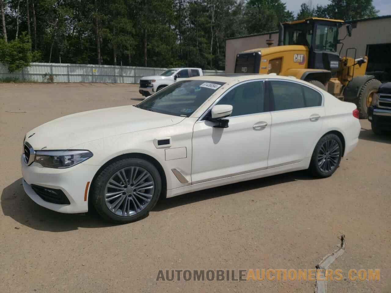 WBAJE7C58JWC56939 BMW 5 SERIES 2018