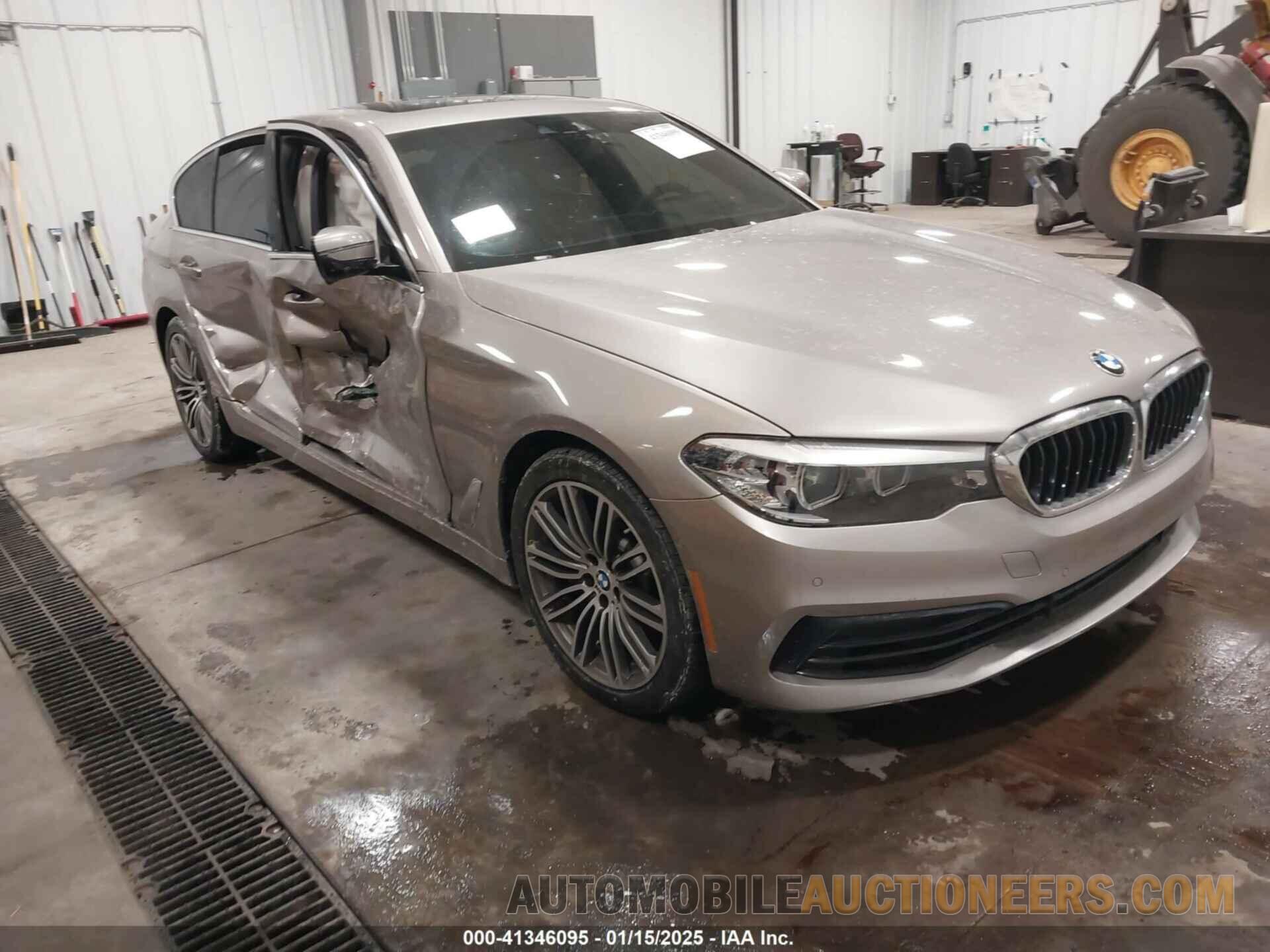 WBAJE7C58KWW24695 BMW 540I 2019