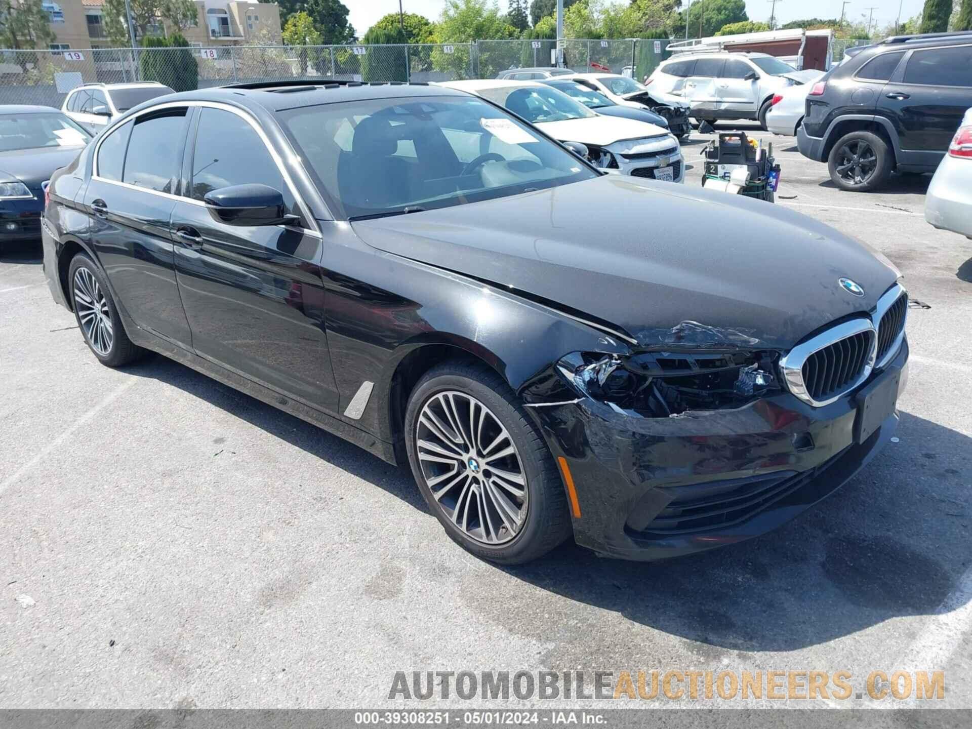 WBAJR3C02LCE44832 BMW 530I 2020