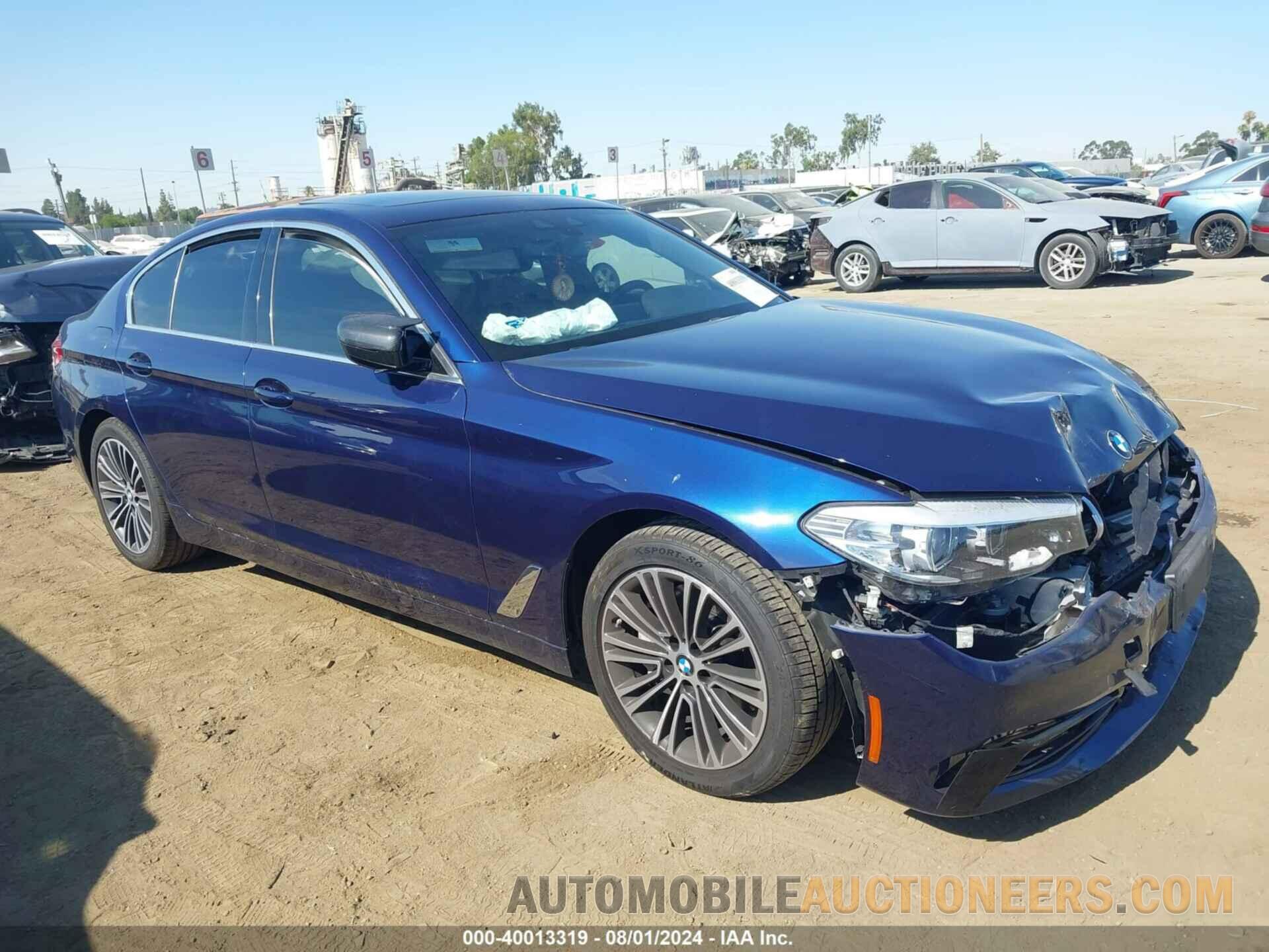 WBAJR3C02LWW80943 BMW 530I 2020