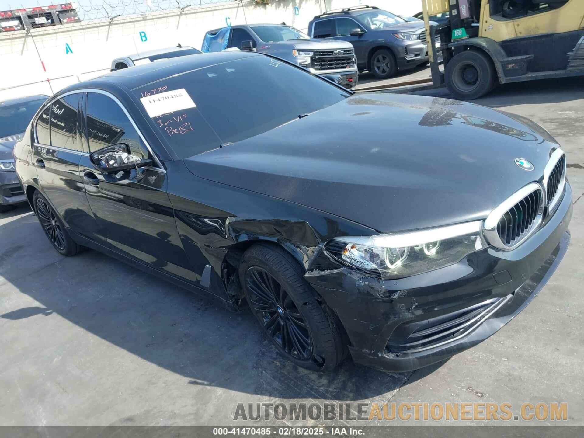 WBAJR3C08LWW64083 BMW 530I 2020