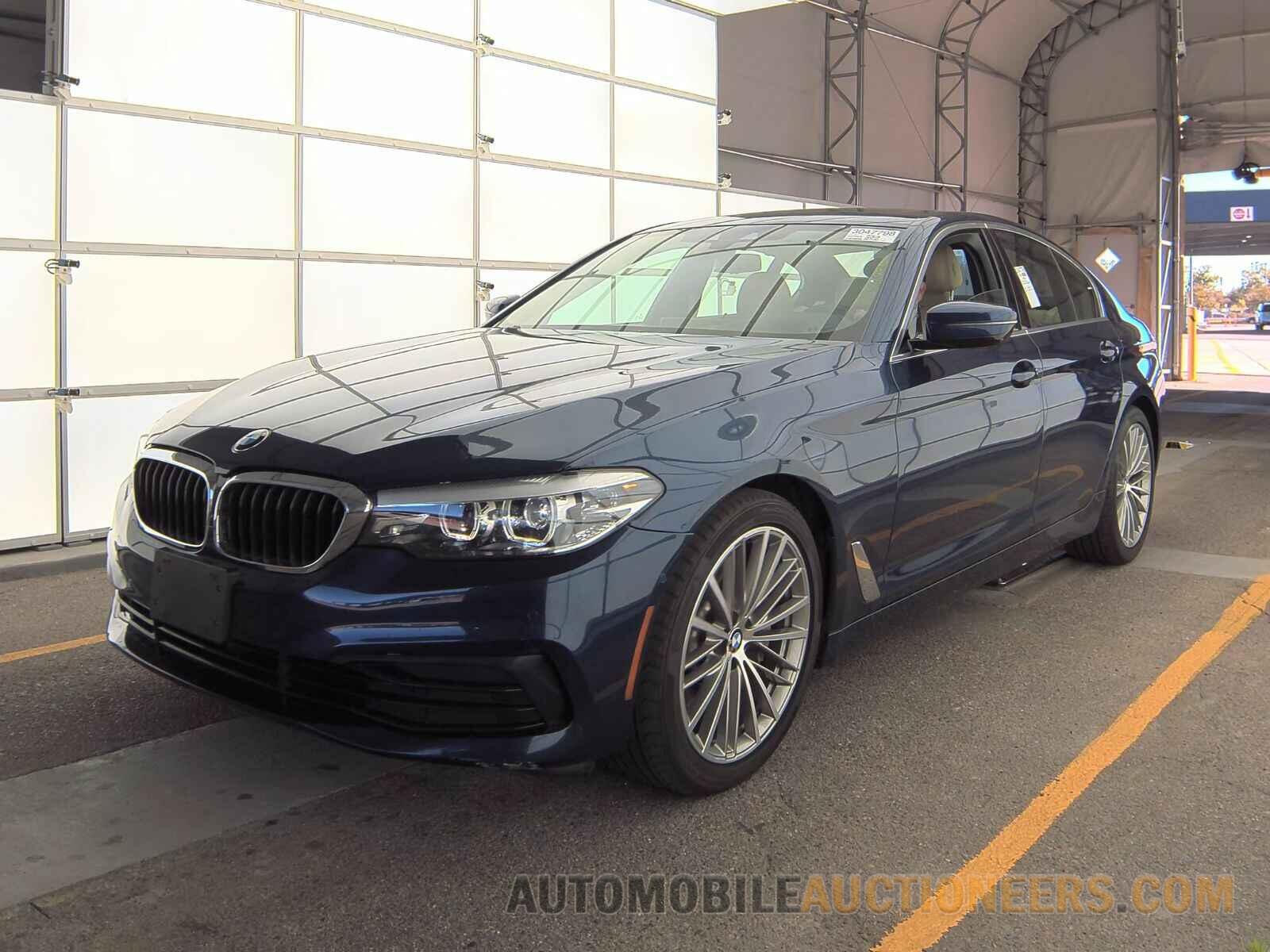 WBAJR7C03LWW73961 BMW 5 Series 2020