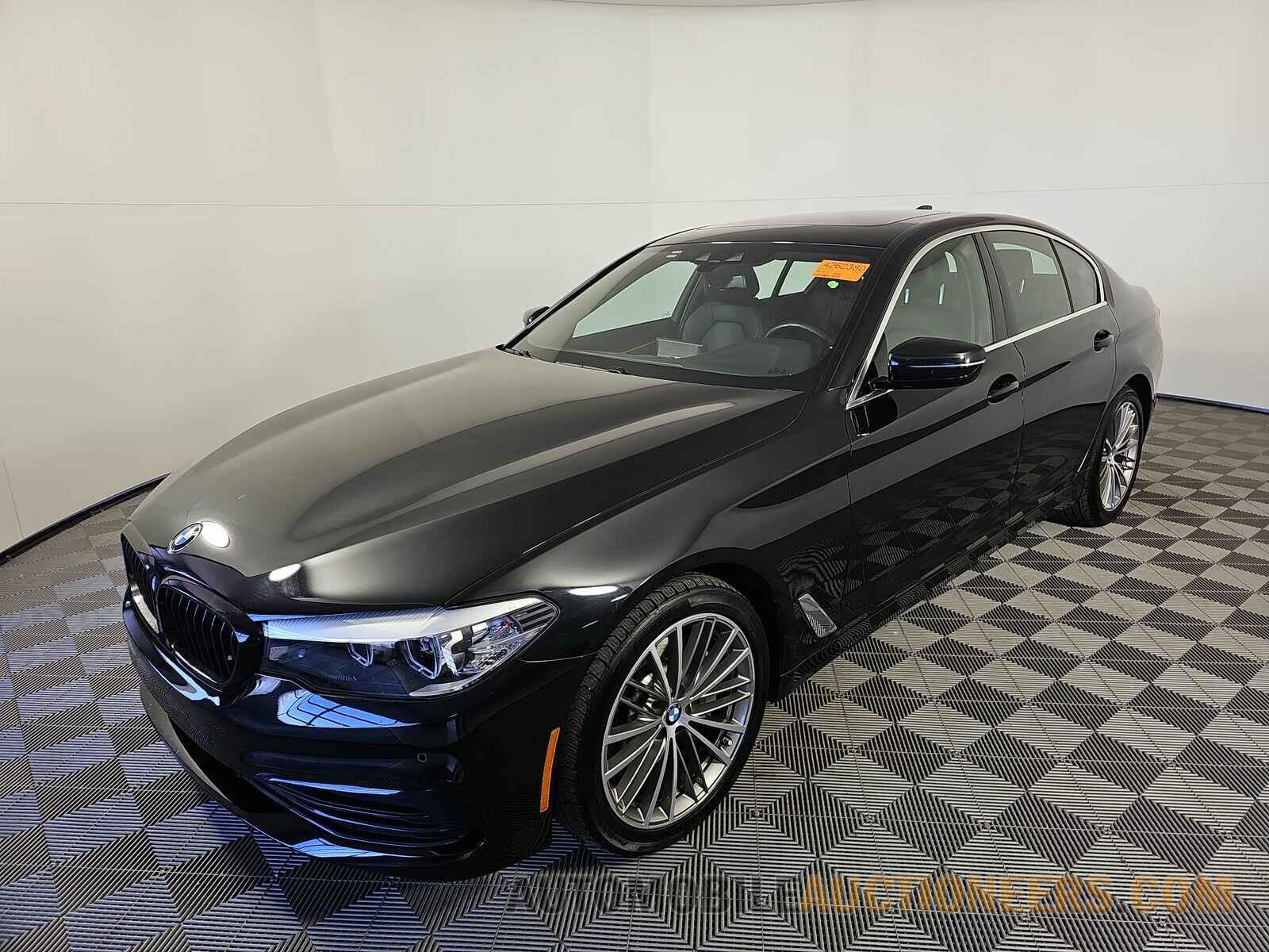 WBAJR7C03LWW77041 BMW 5 Series 2020