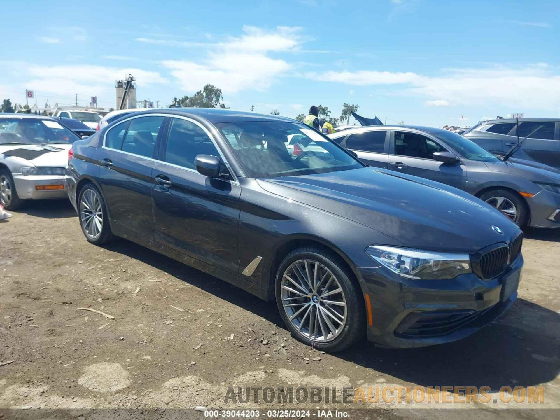 WBAJS1C02LCE57587 BMW 540I 2020