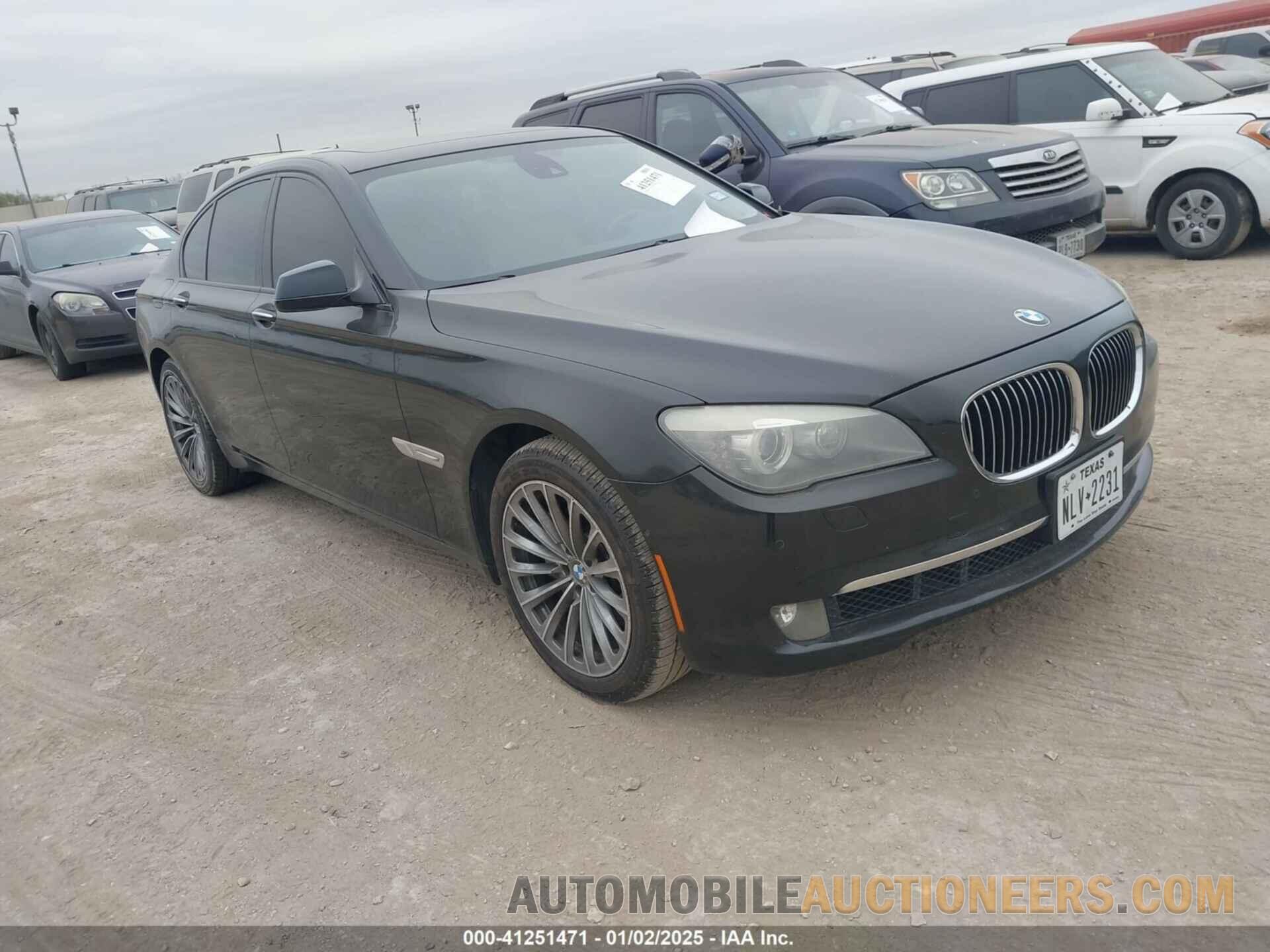 WBAKA4C51CDS99349 BMW 740I 2012