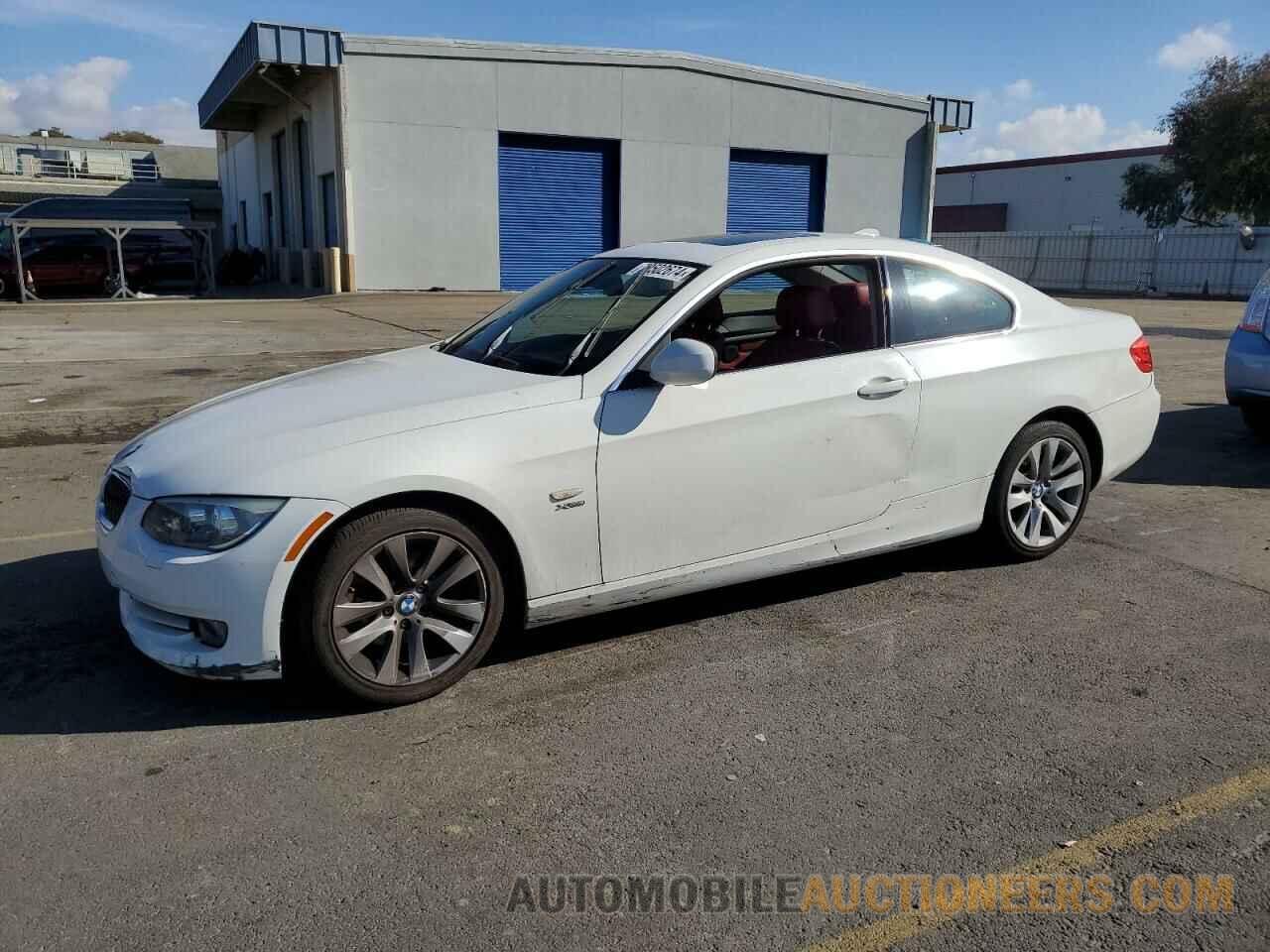 WBAKF5C51BE655542 BMW 3 SERIES 2011