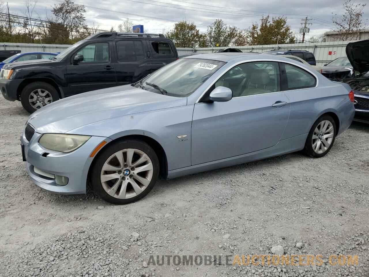 WBAKF5C52BE586618 BMW 3 SERIES 2011