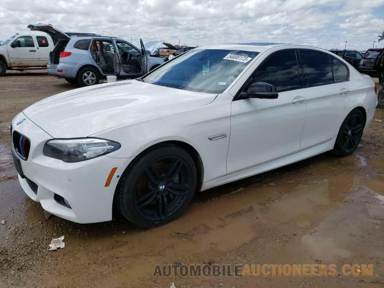 WBAKN9C59GD963095 BMW 5 SERIES 2016