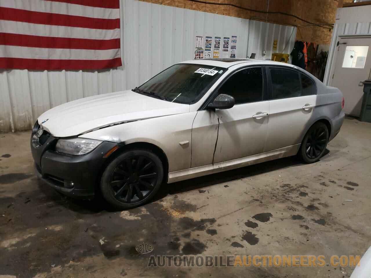 WBAPH5C56BF094071 BMW 3 SERIES 2011