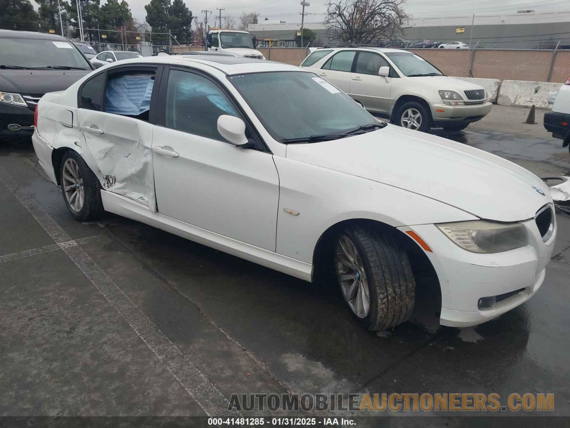 WBAPH7C52BE851968 BMW 328I 2011