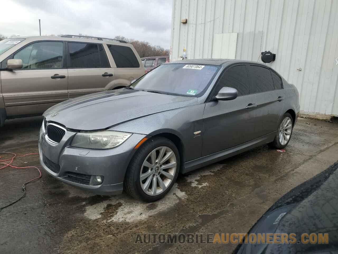 WBAPK5G52BNN29735 BMW 3 SERIES 2011