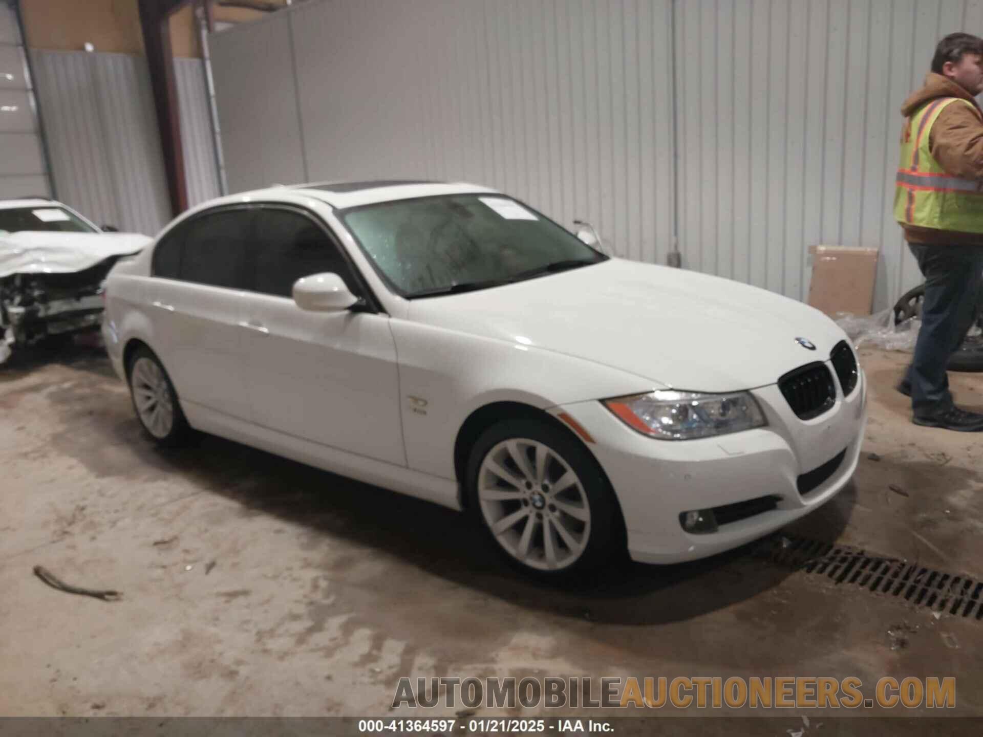 WBAPK7C50BA970689 BMW 328I 2011