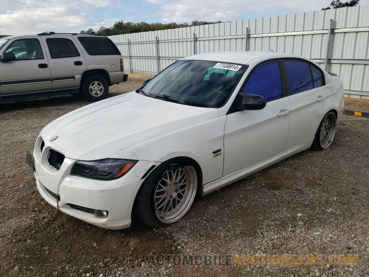 WBAPK7C54BA772830 BMW 3 SERIES 2011