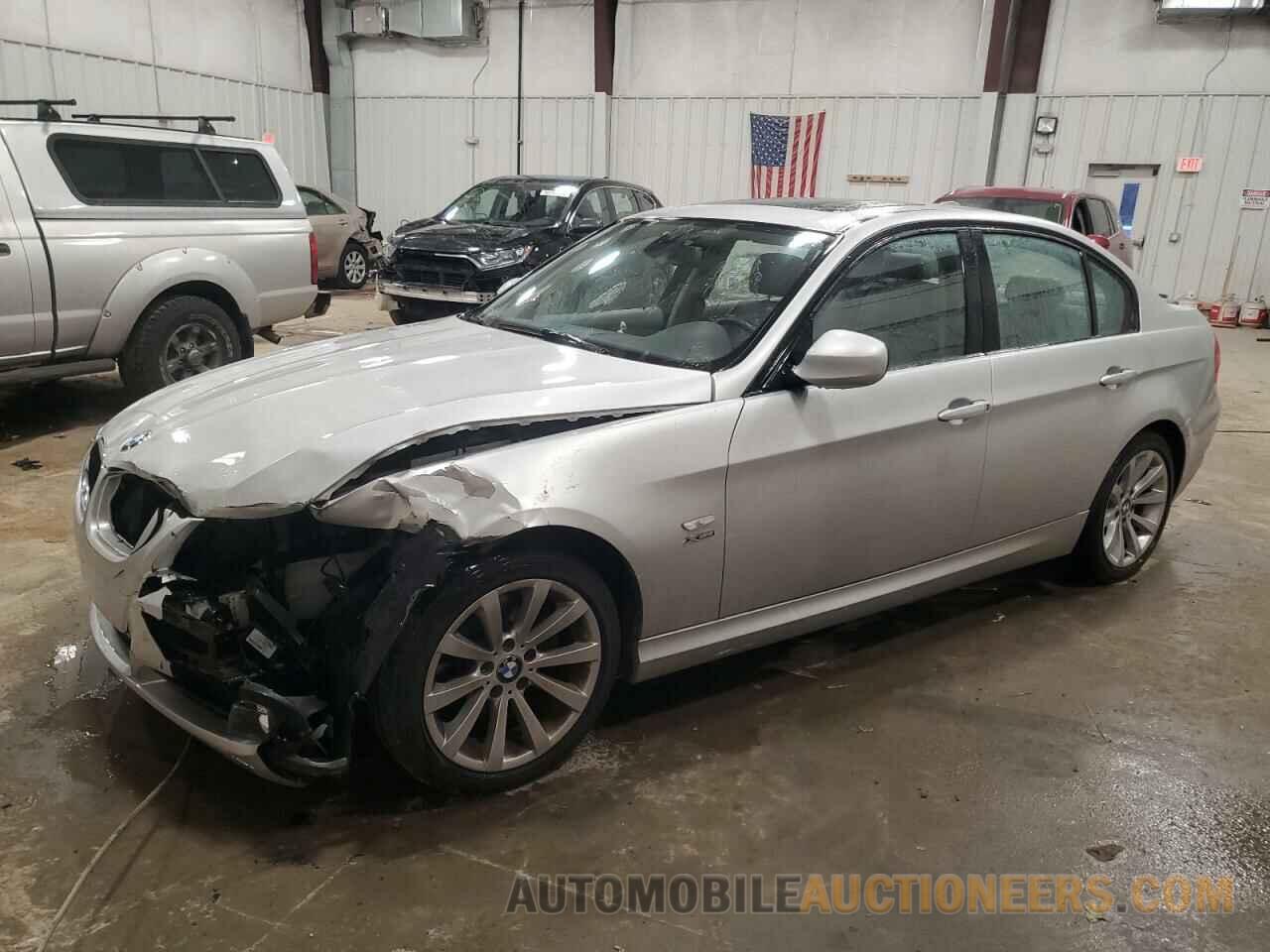 WBAPK7C57BA973038 BMW 3 SERIES 2011