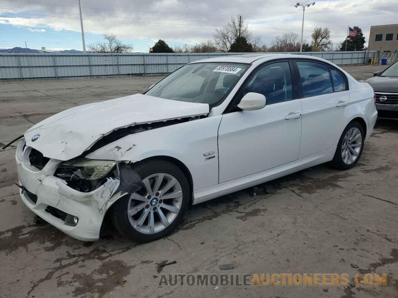 WBAPK7C59BF082669 BMW 3 SERIES 2011