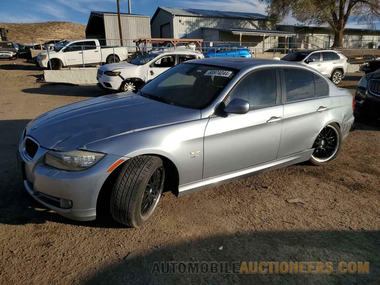 WBAPL5C52BA742212 BMW 3 SERIES 2011