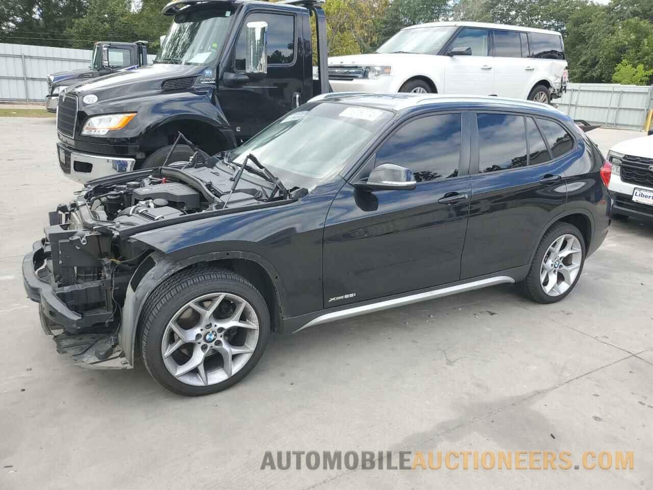 WBAVL1C50FVY25104 BMW X1 2015