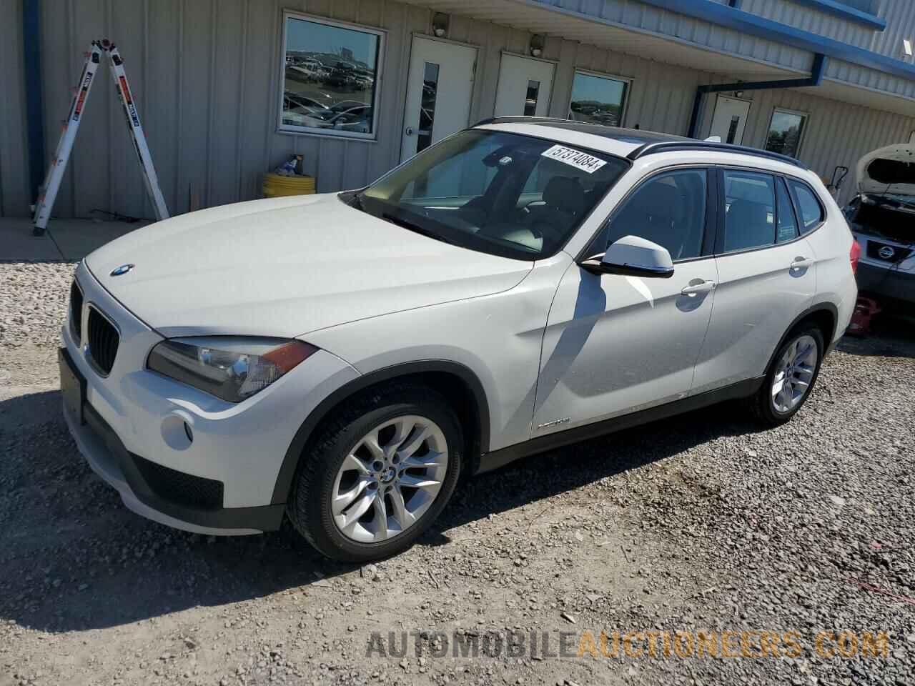 WBAVL1C50FVY31582 BMW X1 2015