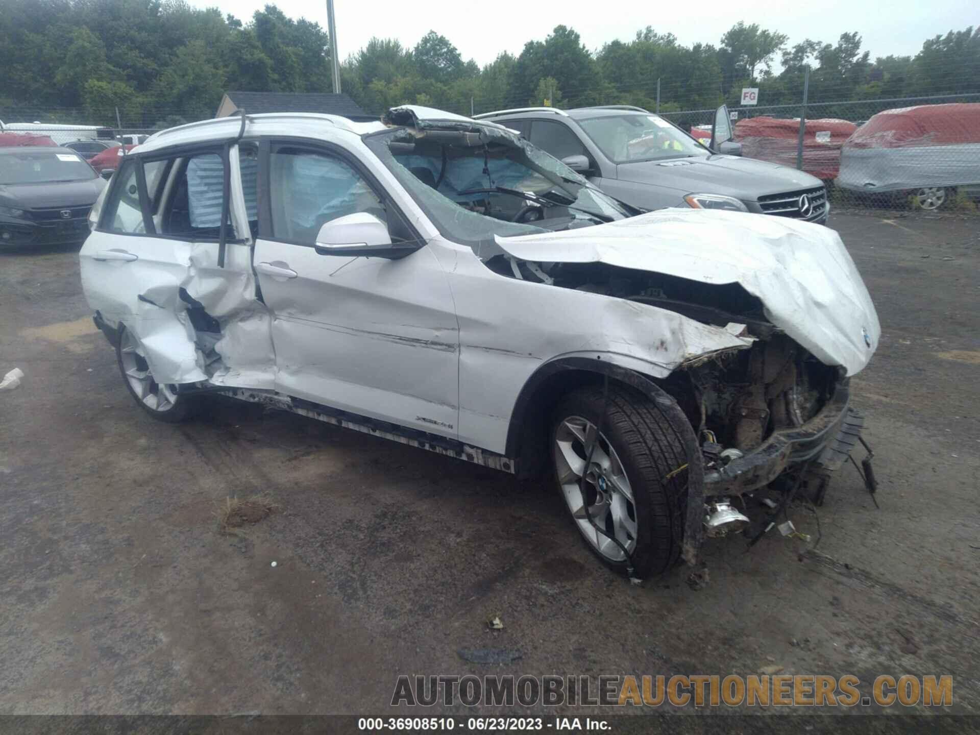 WBAVL1C50FVY41609 BMW X1 2015