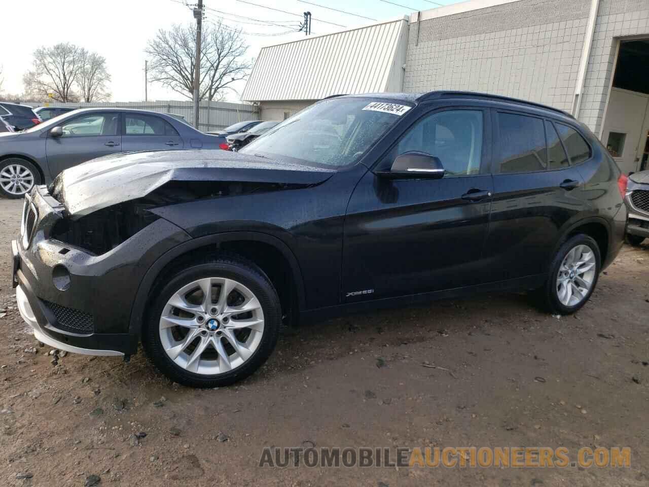 WBAVL1C51FVY32403 BMW X1 2015