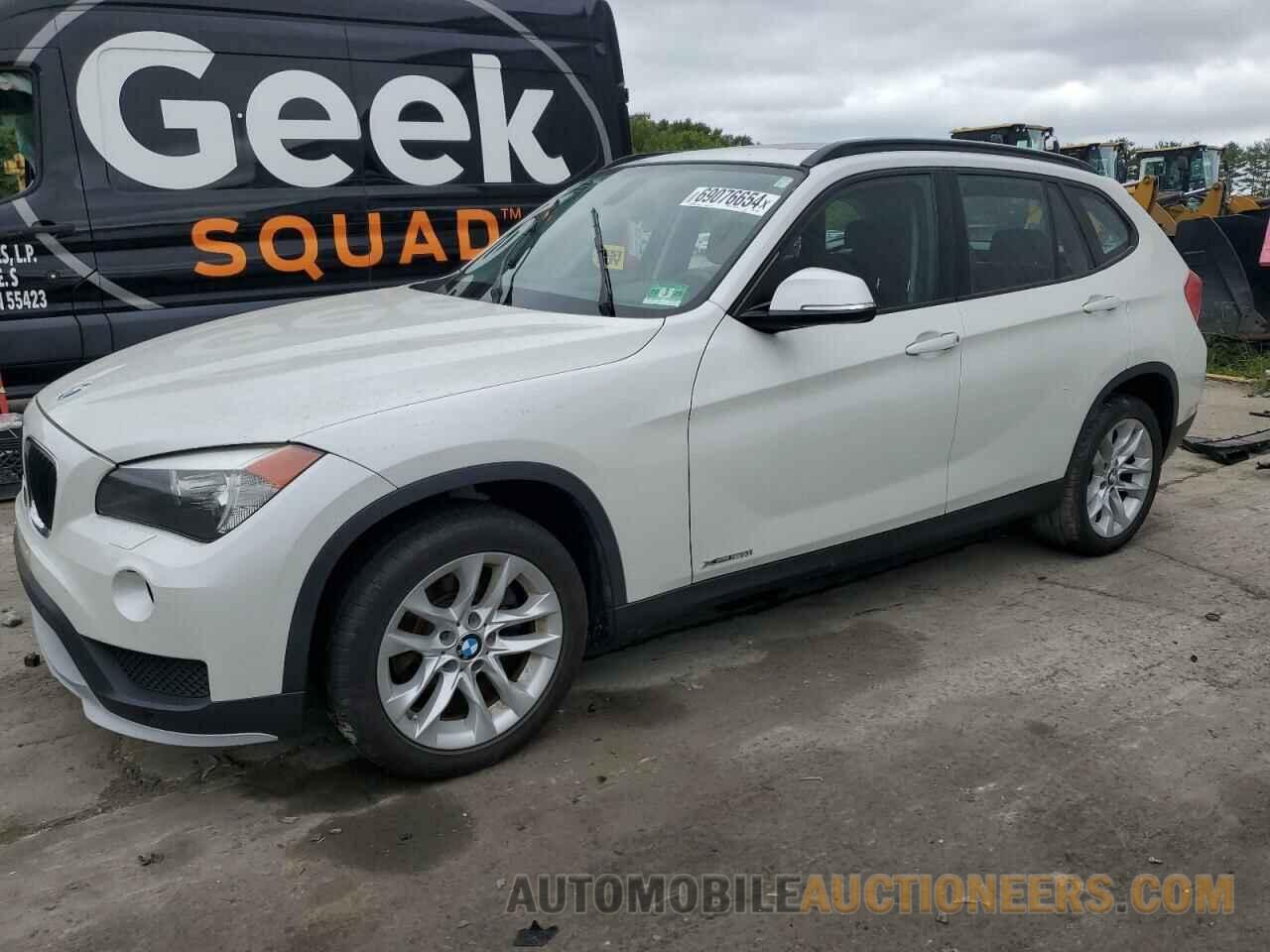 WBAVL1C51FVY38878 BMW X1 2015