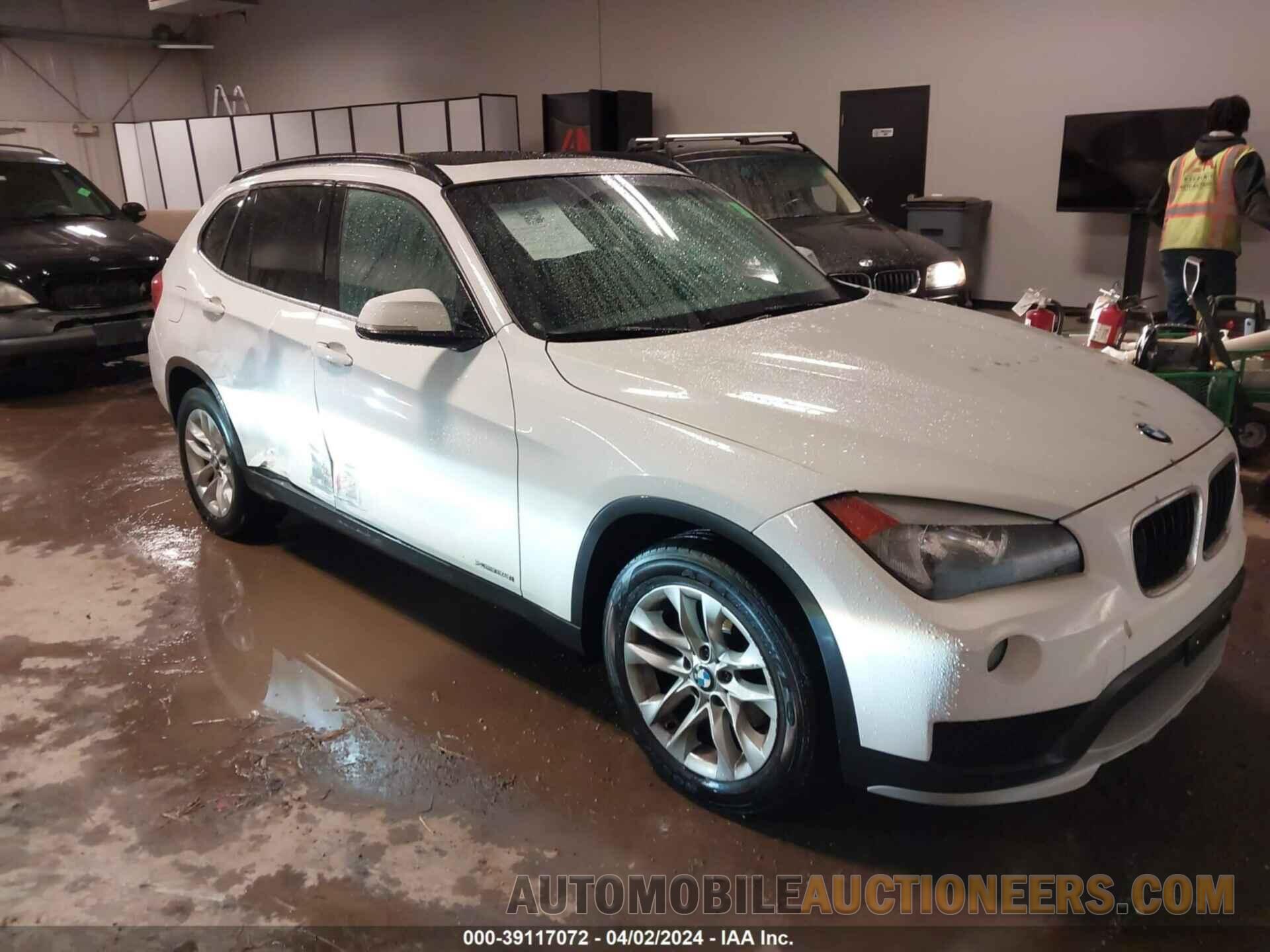 WBAVL1C52FVY33138 BMW X1 2015