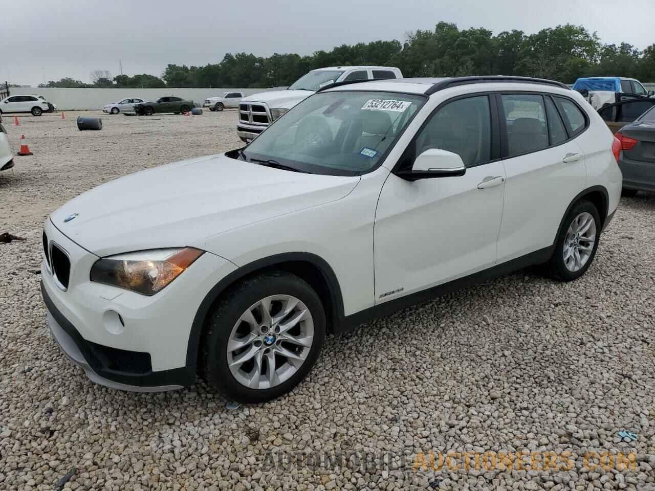 WBAVL1C52FVY35214 BMW X1 2015