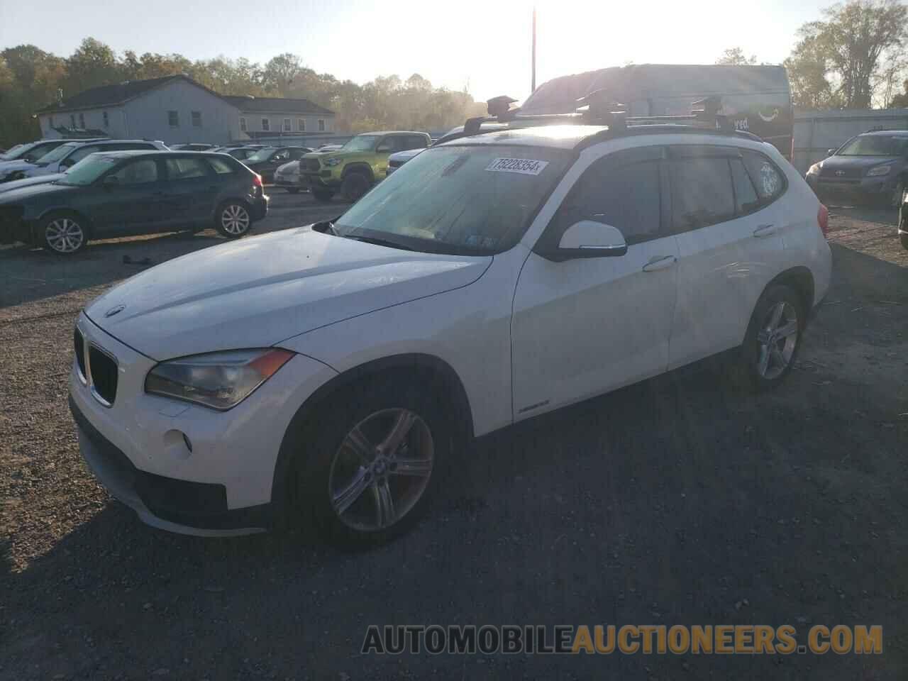 WBAVL1C52FVY36704 BMW X1 2015