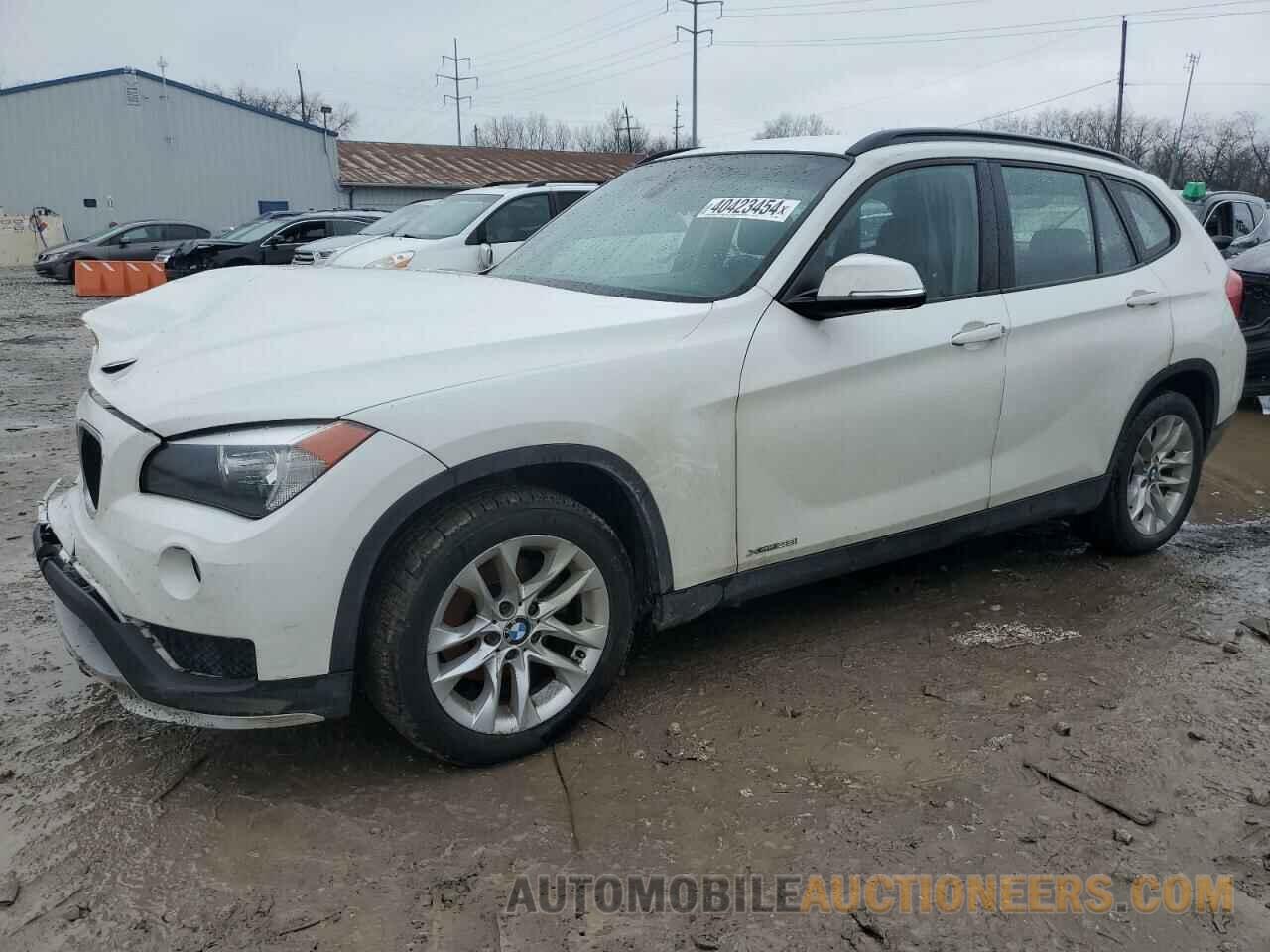 WBAVL1C53FVY35688 BMW X1 2015