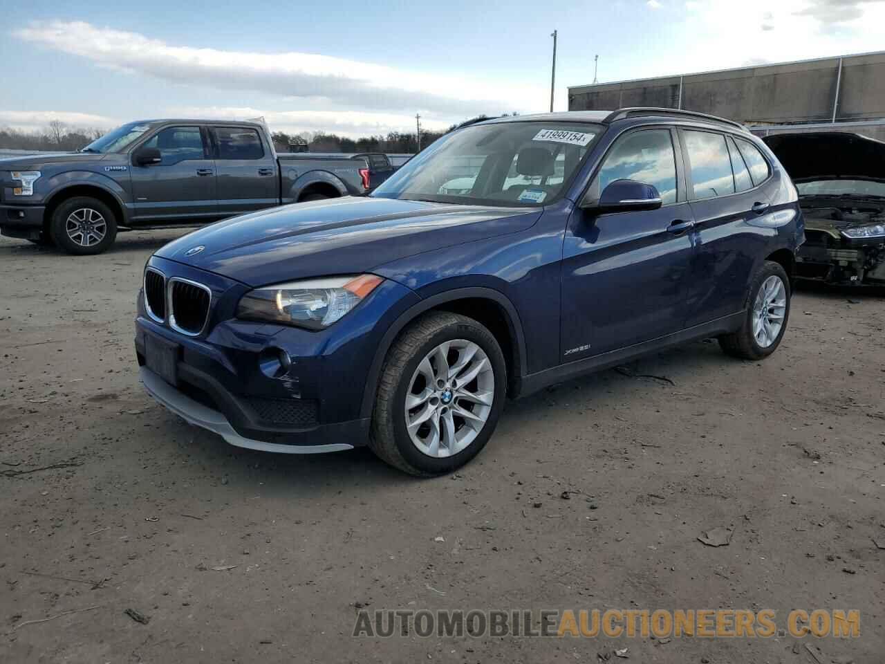 WBAVL1C54FVY25042 BMW X1 2015