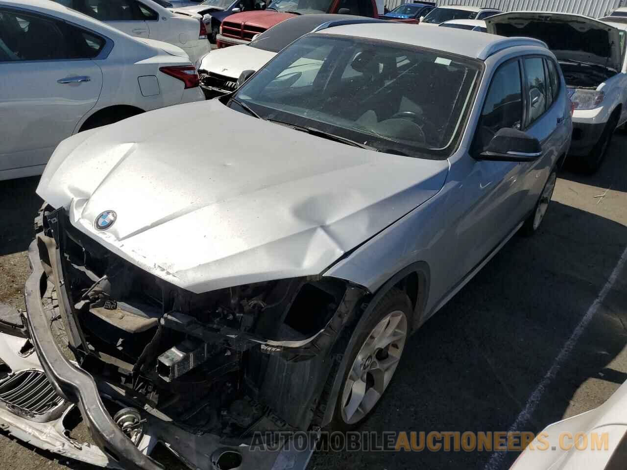 WBAVL1C54FVY29642 BMW X1 2015