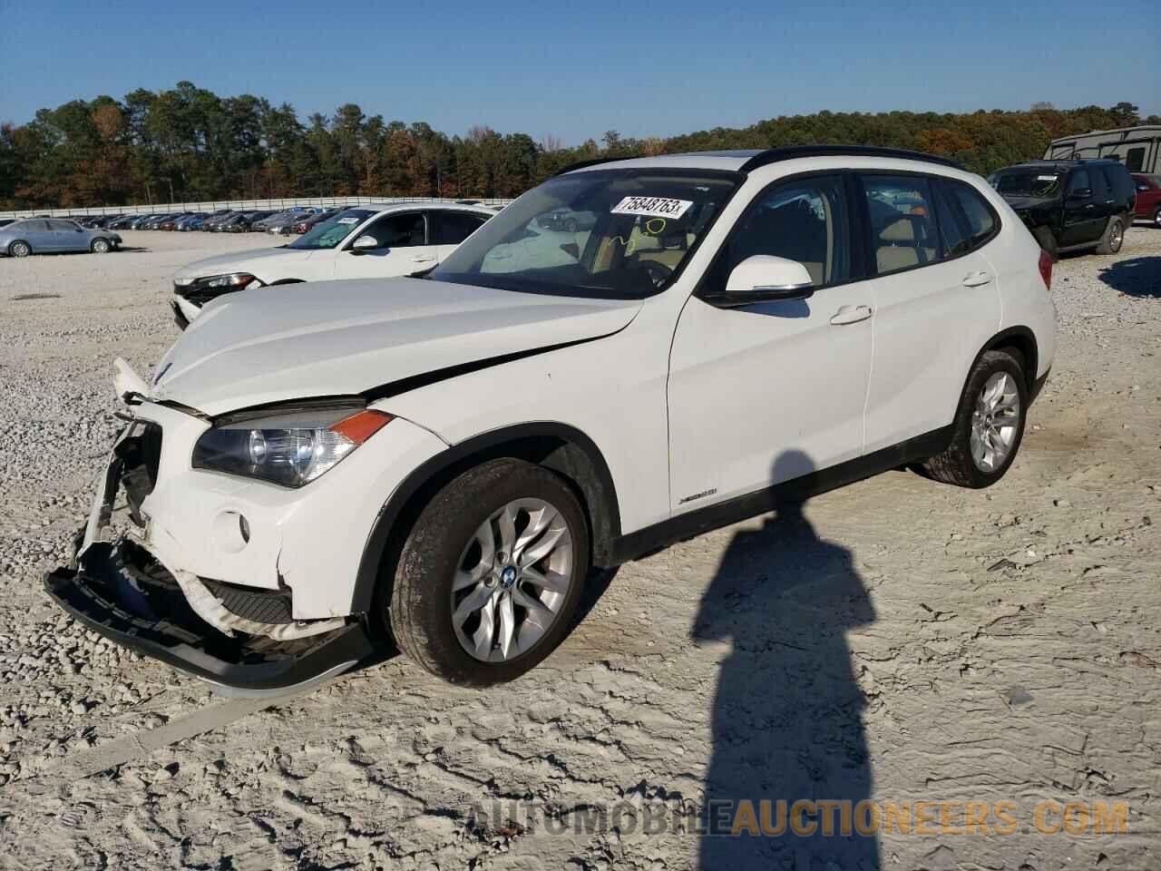 WBAVL1C54FVY33836 BMW X1 2015