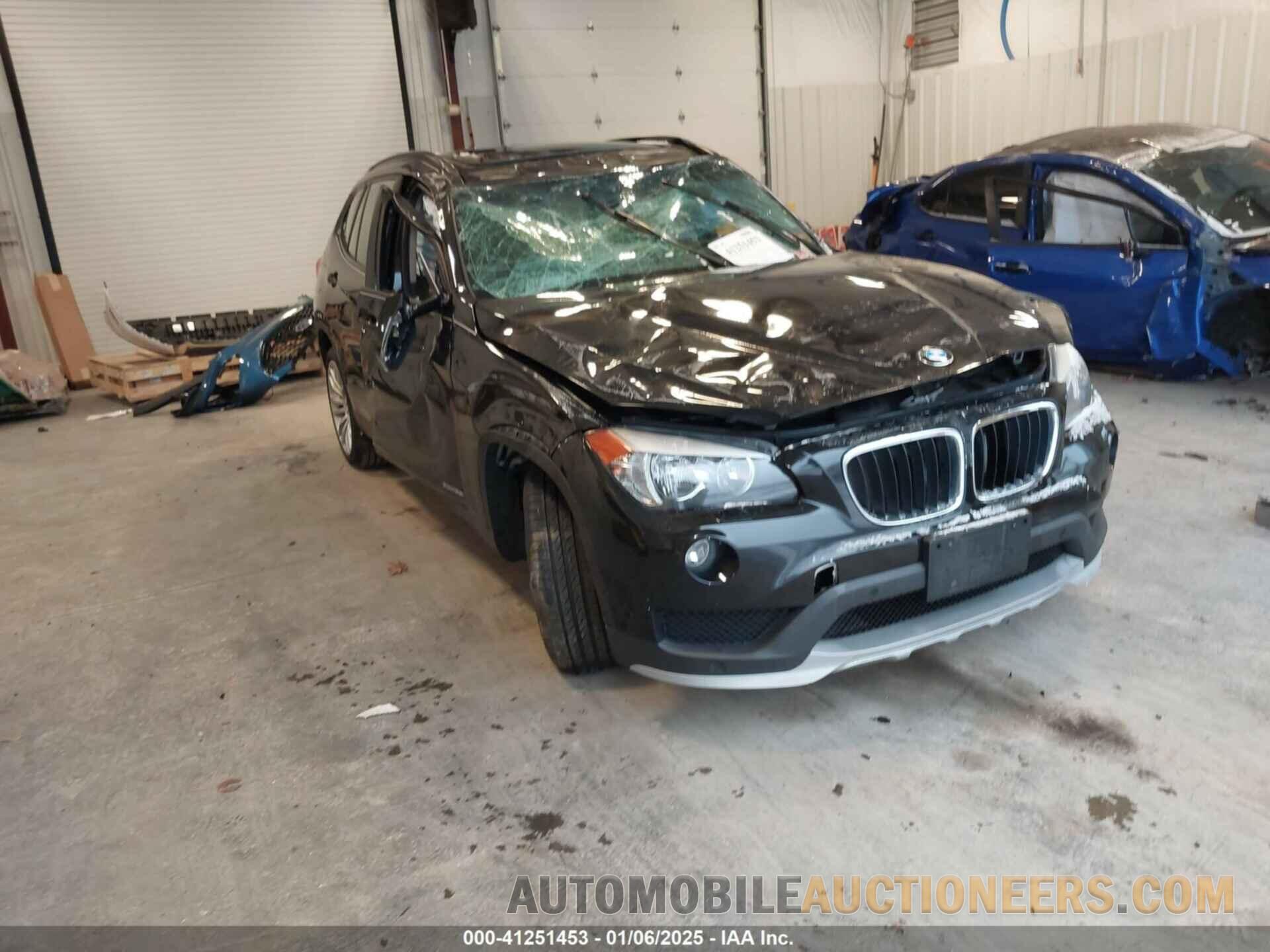 WBAVL1C54FVY40298 BMW X1 2015