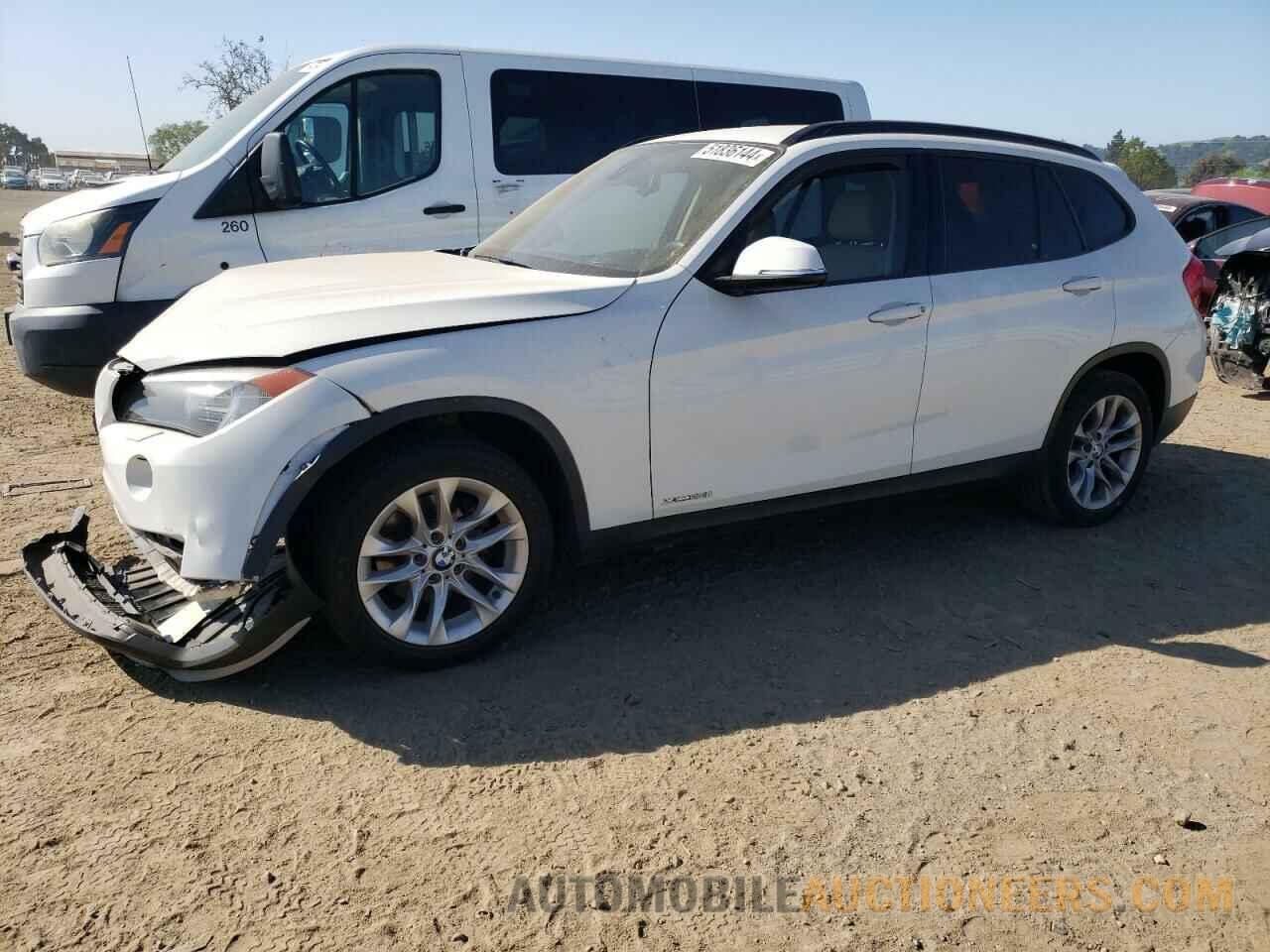 WBAVL1C55FVY25552 BMW X1 2015