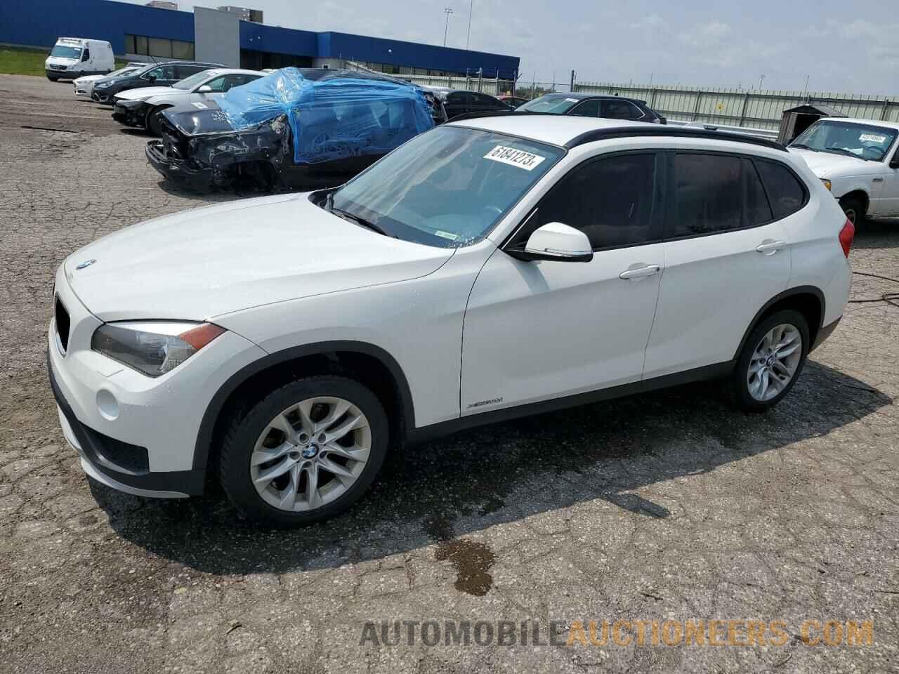 WBAVL1C55FVY28080 BMW X1 2015