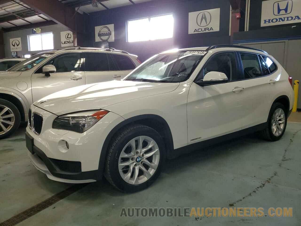 WBAVL1C55FVY31545 BMW X1 2015