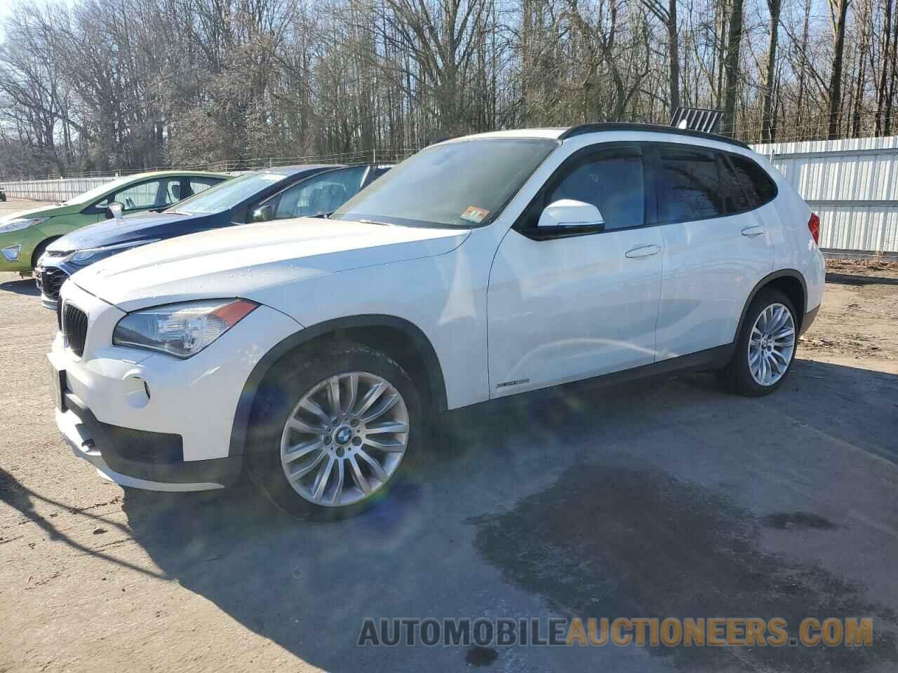 WBAVL1C55FVY39743 BMW X1 2015