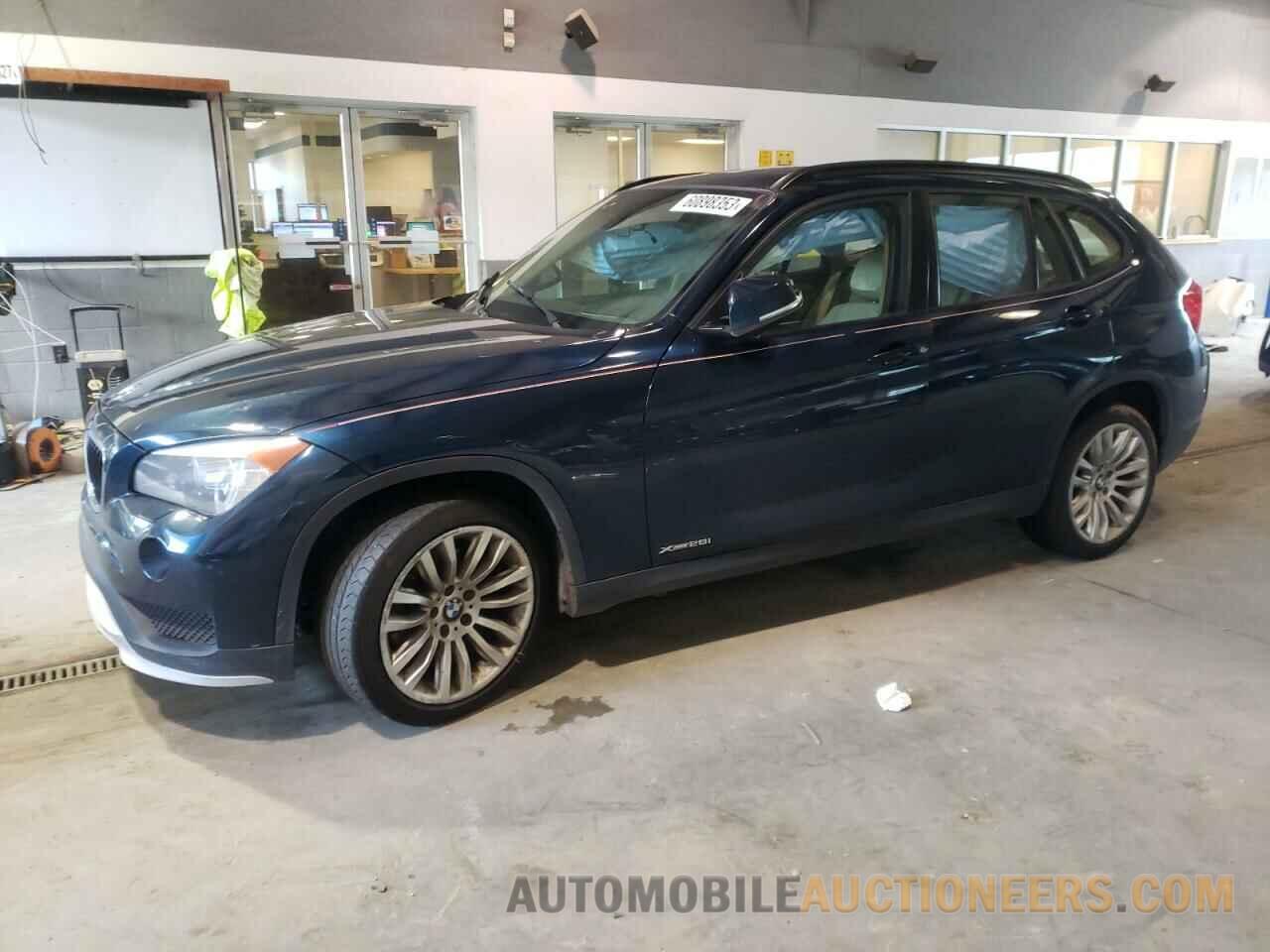 WBAVL1C57FVY25603 BMW X1 2015