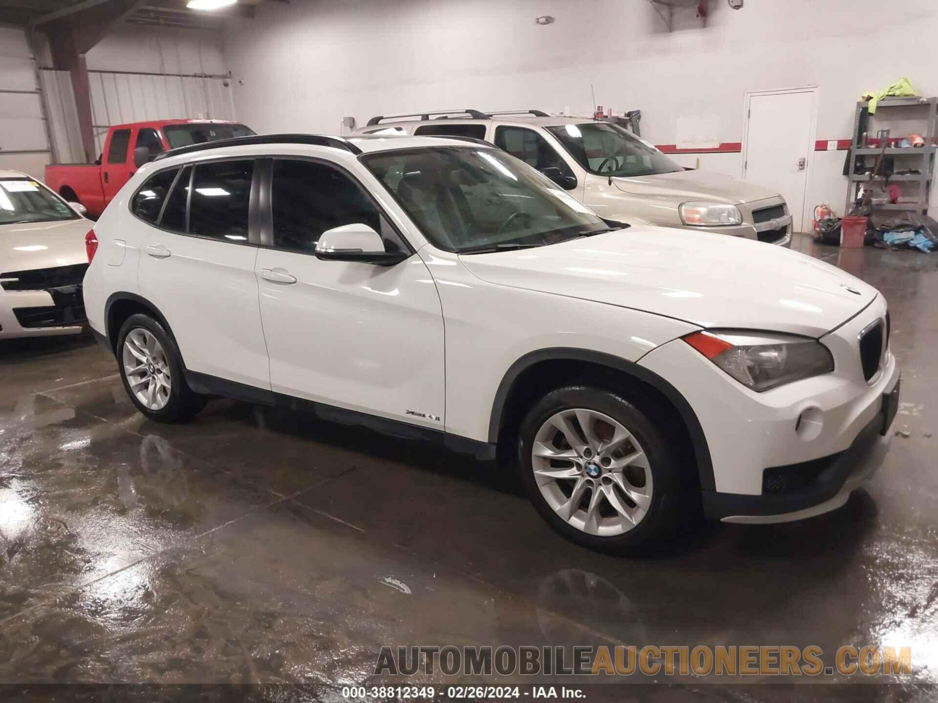 WBAVL1C57FVY25746 BMW X1 2015