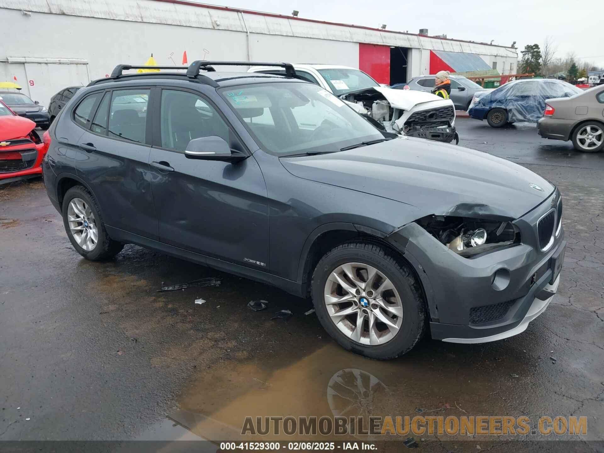 WBAVL1C57FVY25889 BMW X1 2015