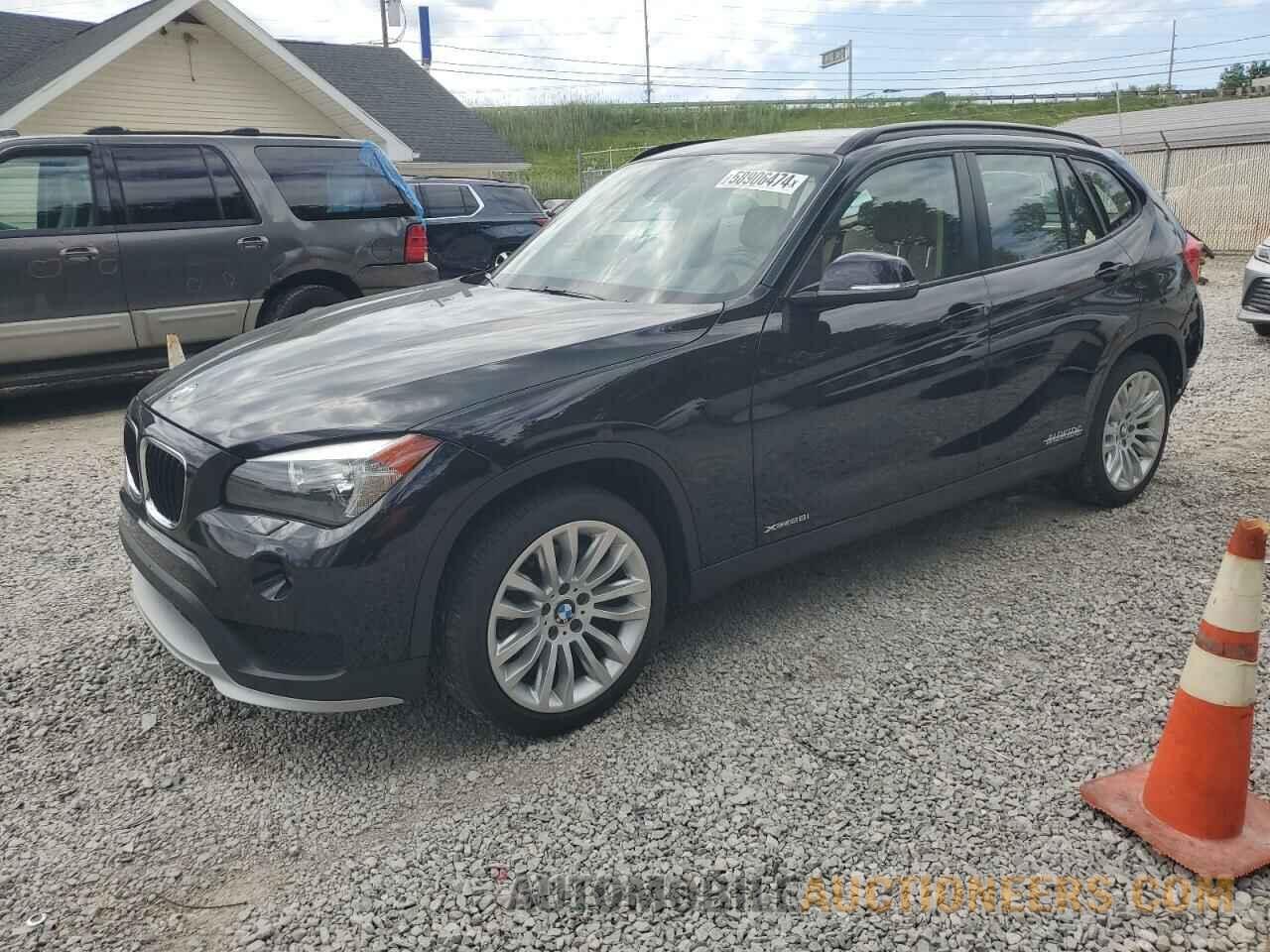 WBAVL1C57FVY37038 BMW X1 2015