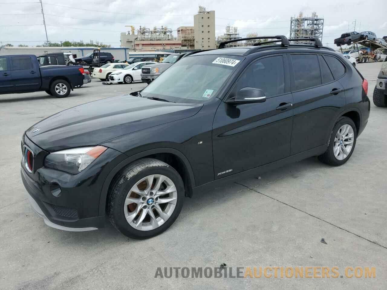 WBAVL1C57FVY38027 BMW X1 2015