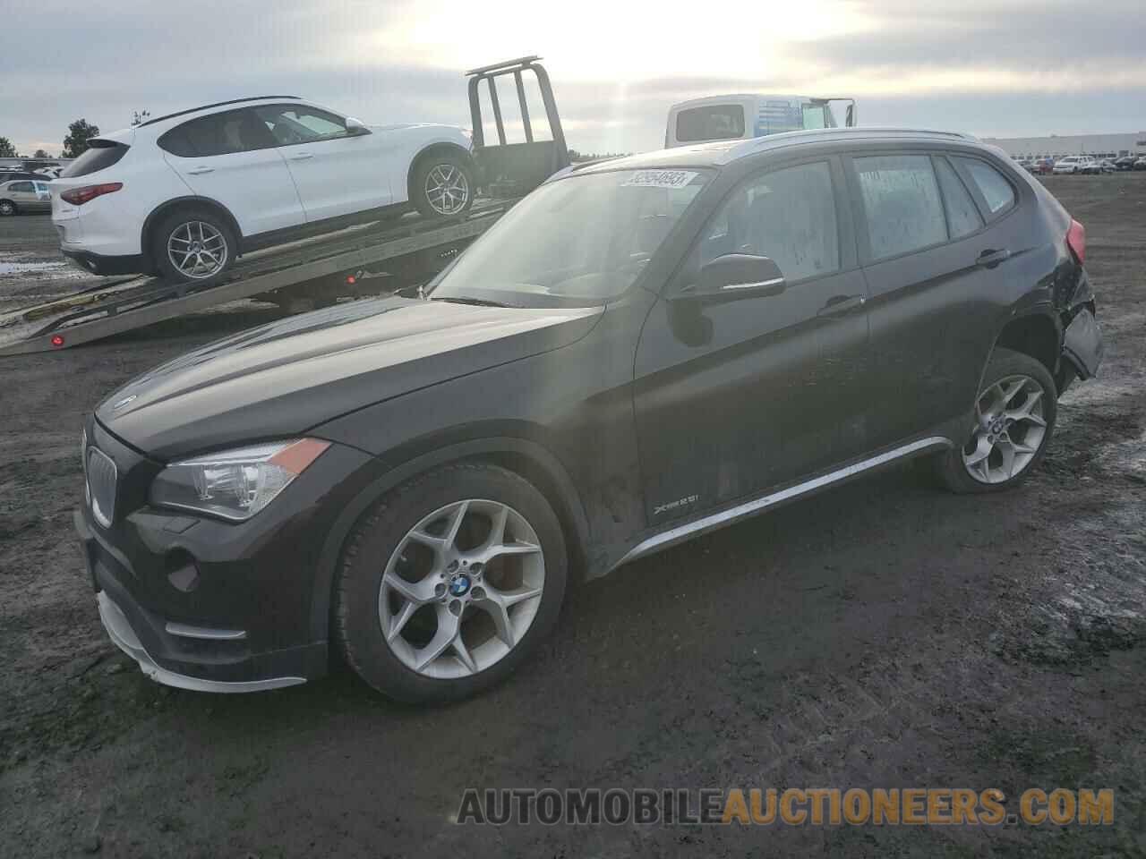 WBAVL1C57FVY40537 BMW X1 2015