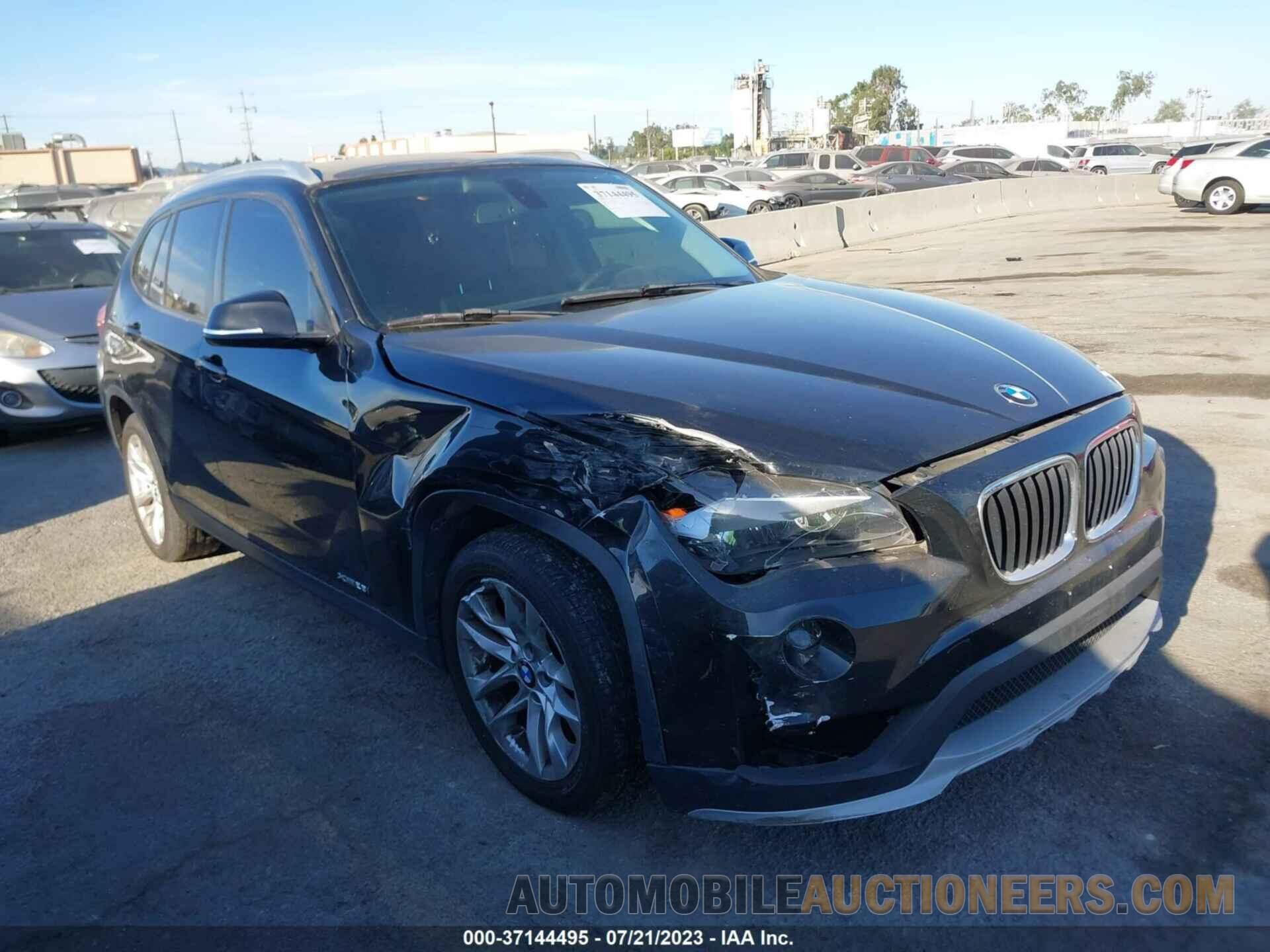 WBAVL1C58FVY25075 BMW X1 2015