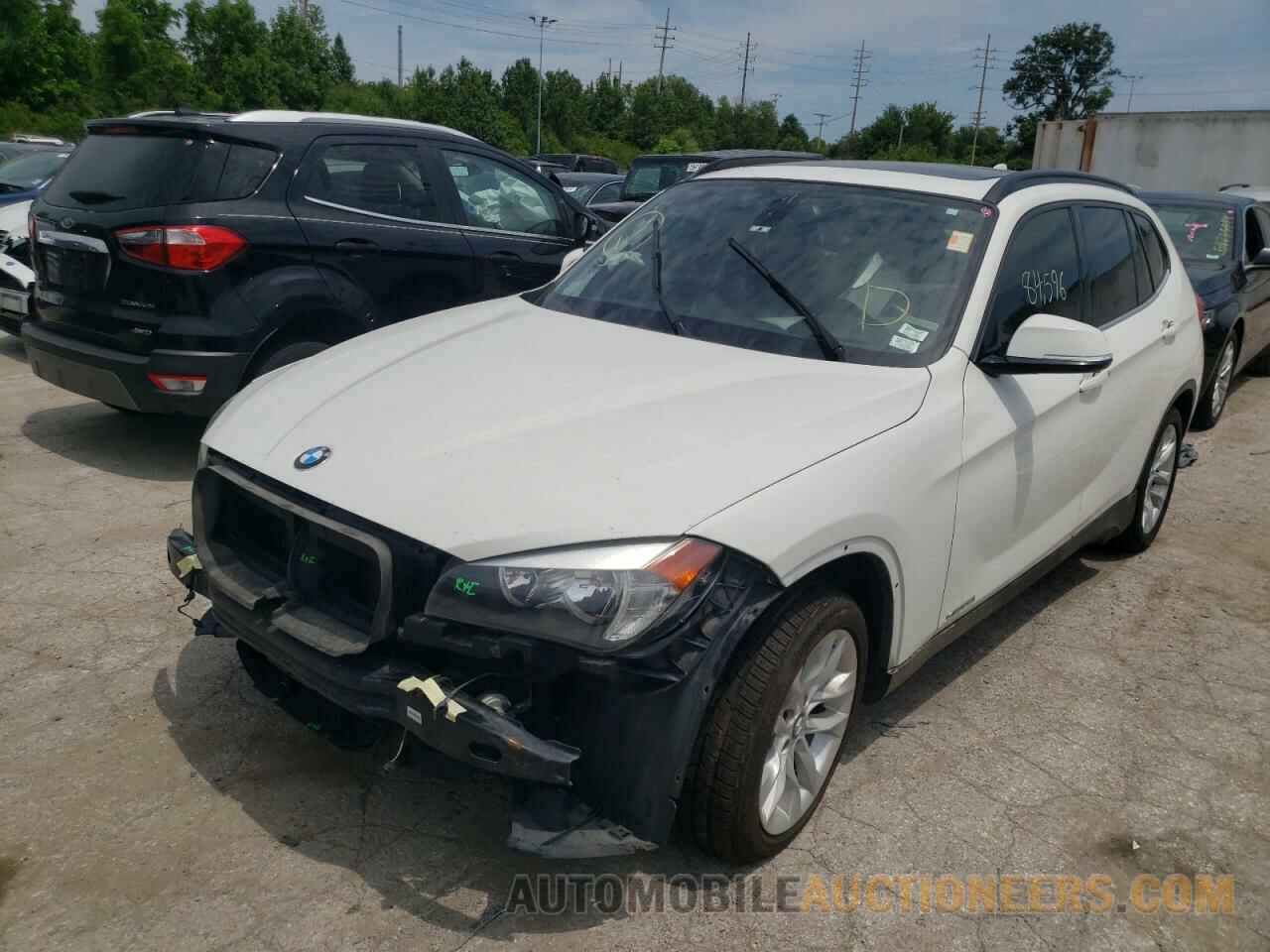 WBAVL1C59FVY37333 BMW X1 2015