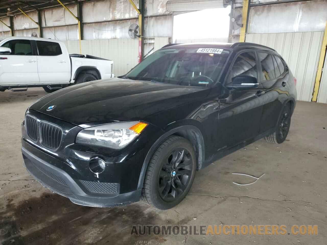 WBAVL1C59FVY39261 BMW X1 2015