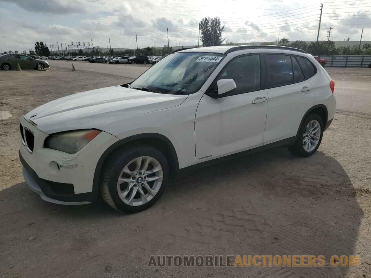 WBAVL1C5XFVY27961 BMW X1 2015